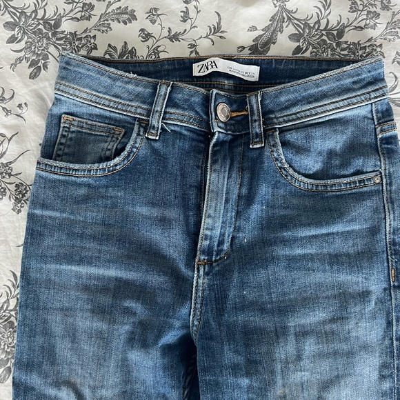 Flare jeans with buttons - Picture 2 of 4